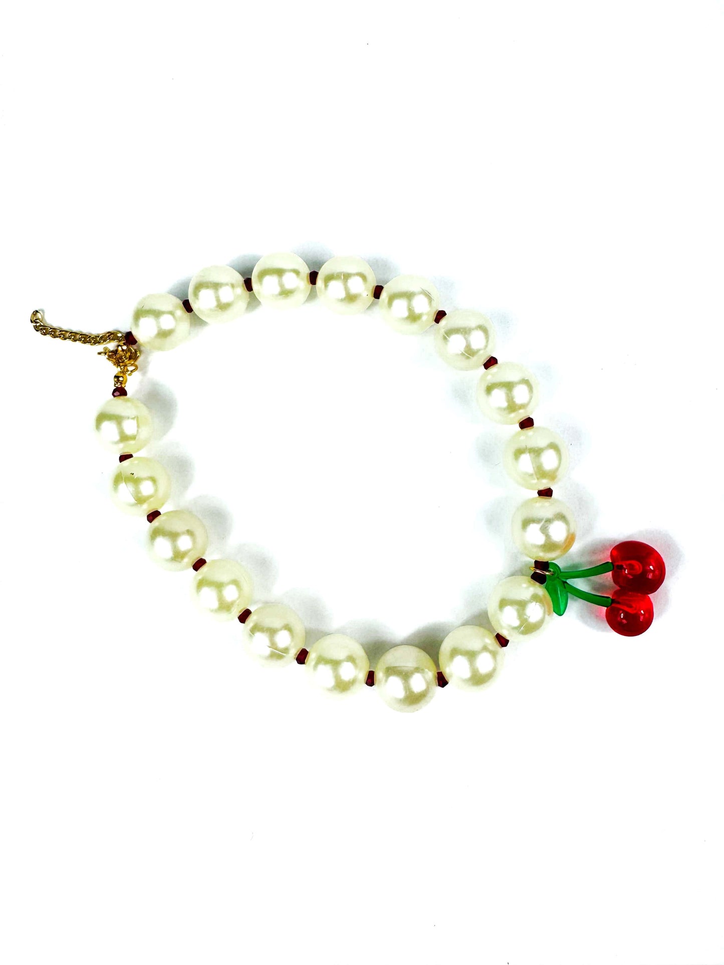 Collar Cherry