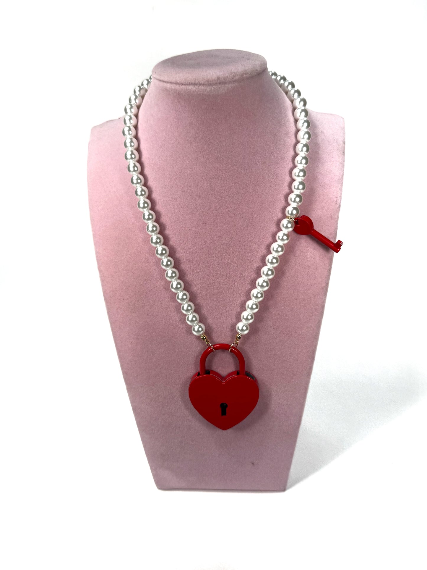 Collar candado corazón
